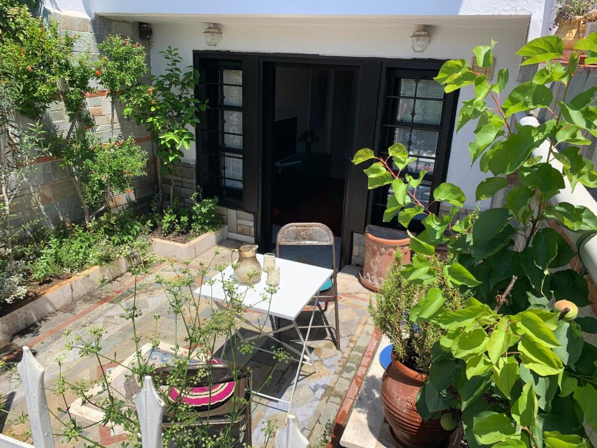 Gemuetliches Appartement In Ano Poli Salonic Exterior foto
