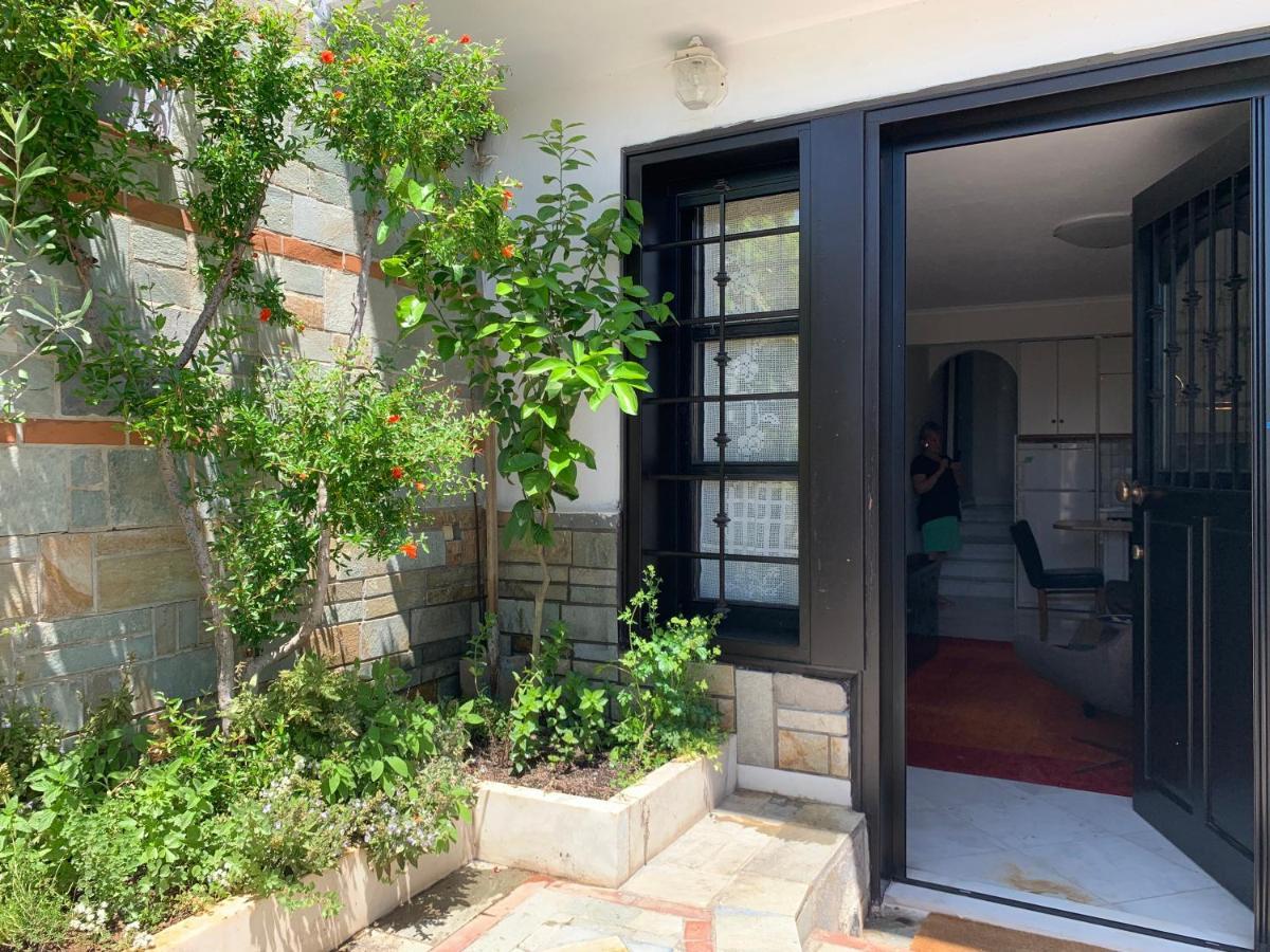 Gemuetliches Appartement In Ano Poli Salonic Exterior foto