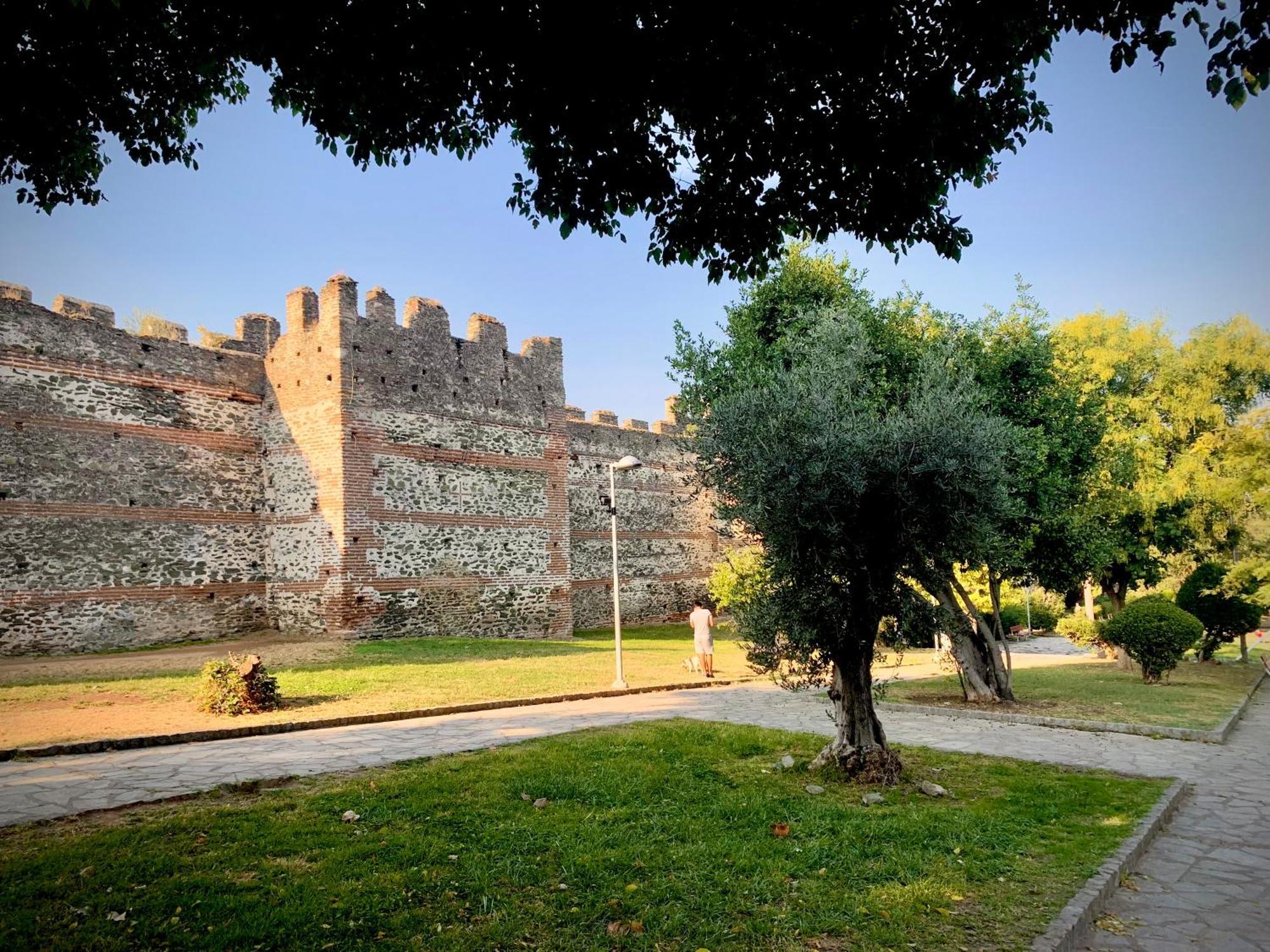 Gemuetliches Appartement In Ano Poli Salonic Exterior foto